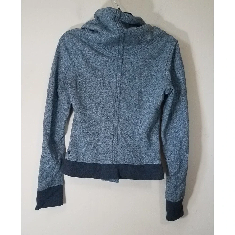 Lululemon Sweater Women size 6 High Neck‎ Cowl Gray Full Zip Thumbholes